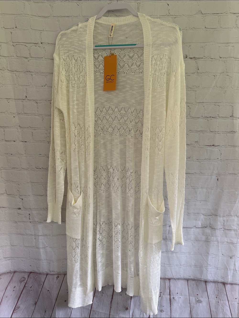 Grecerelle NWT white open weave long lightweight cardigan size L